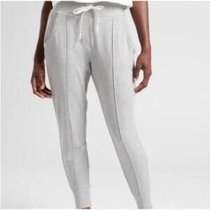 Athleta Bliss Joggers Pant Heather Grey Gray Athleisure Active Athletic Pants